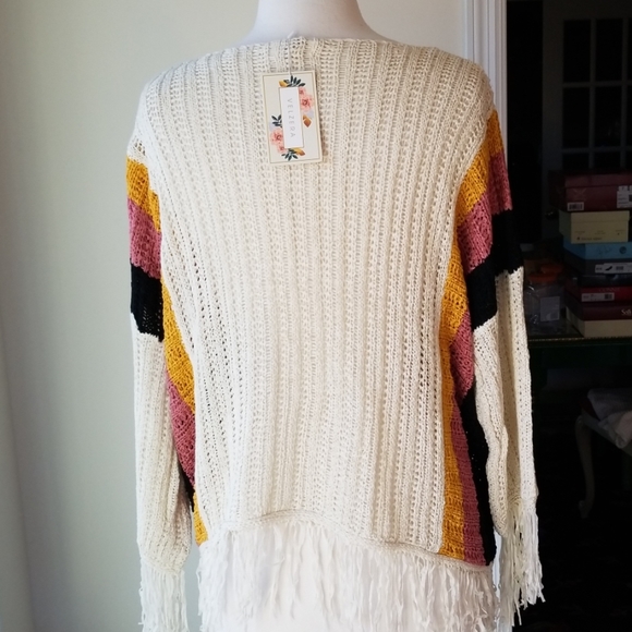 Velzera  Fringed Color Block Sweater - Picture 4 of 7
